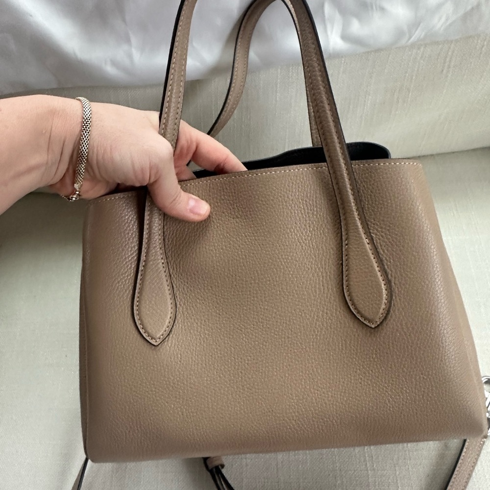 BRAND NEW Coach Pebbled Leather Satchel Tote Taupe Multi Compartment w/ Strap - Picture 13 of 14